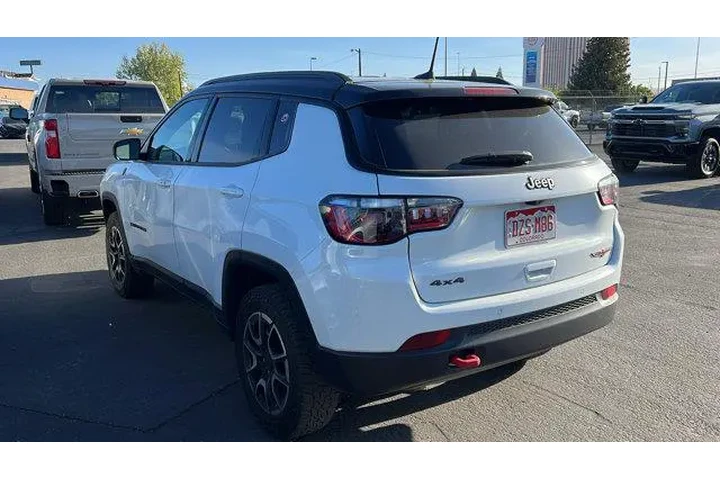 $27984 : Jeep Compass 2025 4x4 Trailh image 3