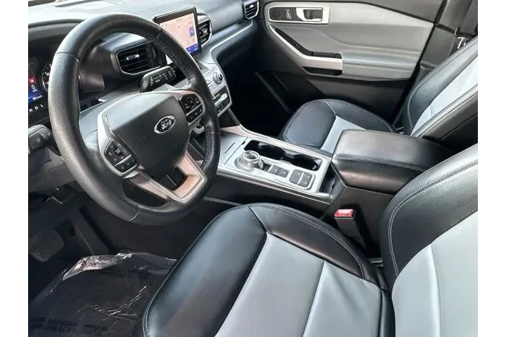 $32930 : Ford Explorer 2022 XLT 4dr S image 10