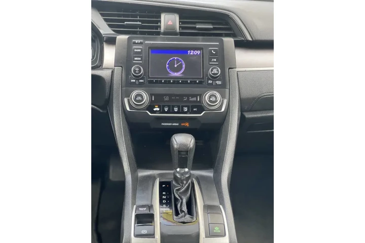 2016 Civic LX image 6