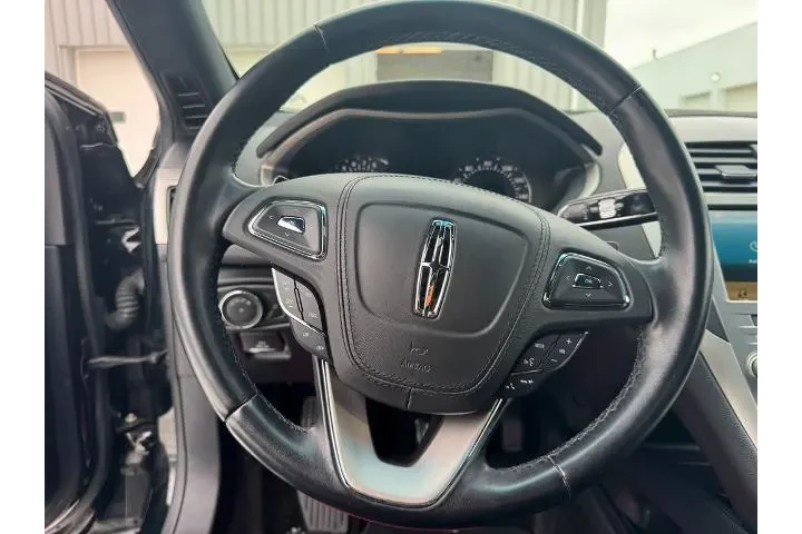 $14981 : Lincoln MKZ 2018 Premiere 4d image 9