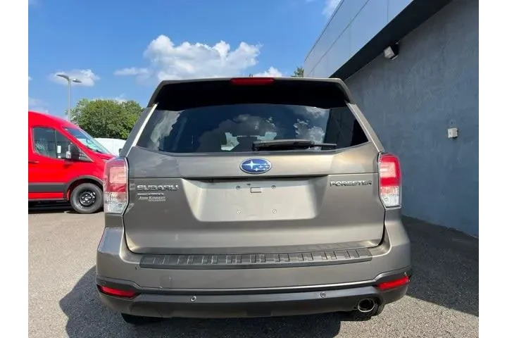$16851 : Subaru Forester 2018 AWD 2.5 image 5