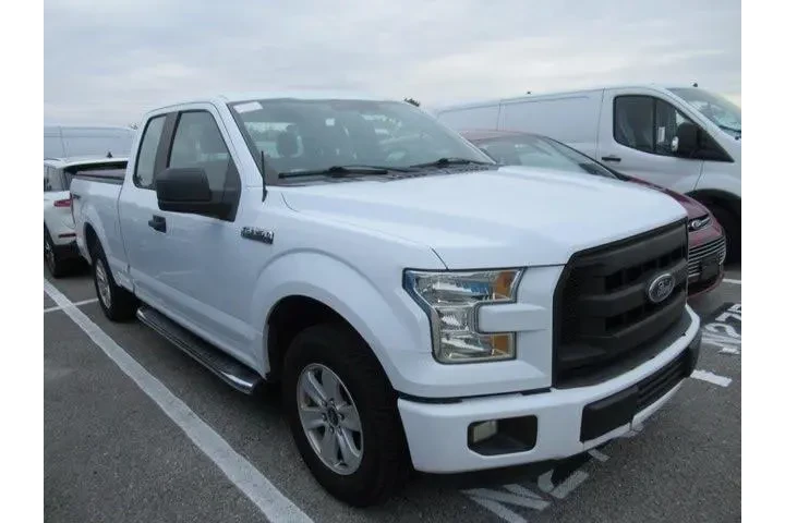 $18990 : Ford F-150 2015 4x2 XL 4dr S image 1