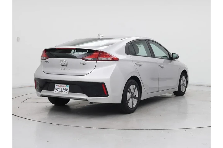 $16998 : Hyundai IONIQ Hybrid 2017 Bl image 8