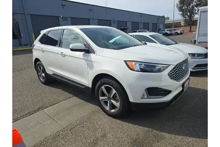 $26999 : Ford Edge 2023 AWD ST-Line 4 image 3