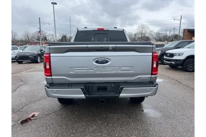 $36302 : Ford F-150 2023 4x4 XLT 4dr image 5