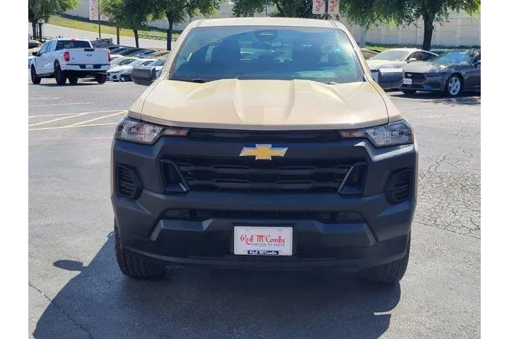$27500 : Chevrolet Colorado 2024 4x2 image 8
