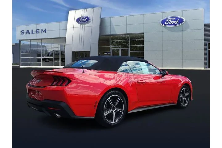 $30880 : Ford Mustang 2024 EcoBoost 2 image 3
