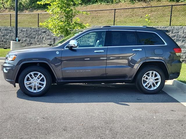 $24499 : 2017 Jeep Grand Cherokee Ove image 6