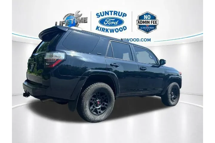 $27701 : Toyota 4Runner 2019 4x4 SR5 image 6