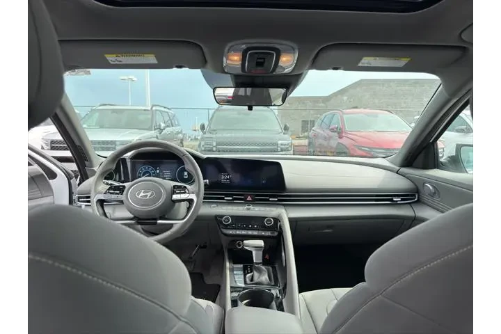 $20500 : Hyundai ELANTRA 2024 SEL 4dr image 10