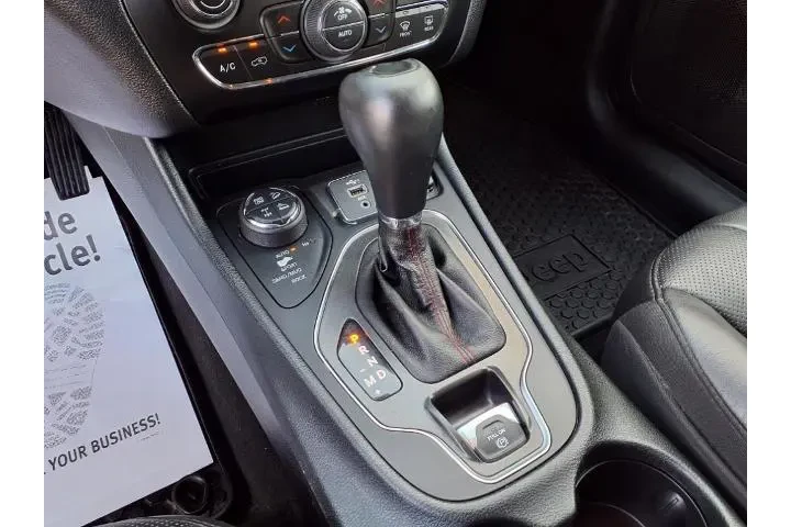 $21200 : Jeep Cherokee 2020 4x4 Trail image 7