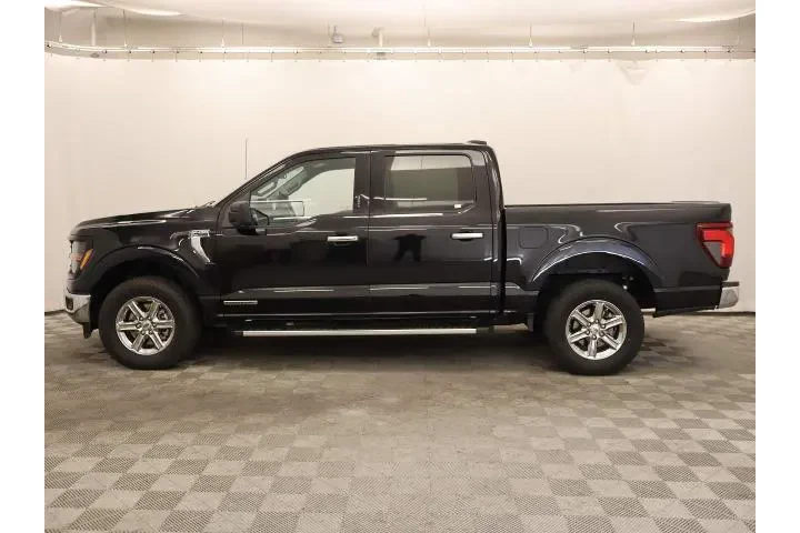 $37995 : Ford F-150 2024 4x4 XLT 4dr image 8
