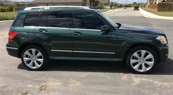 $6000 : 2011 Mercedes Benz GLK350 SUV image 1