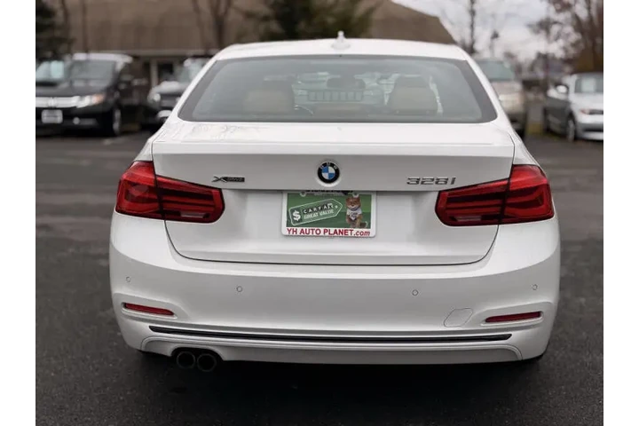 $11995 : 2016 BMW 3 Series 328i xDrive image 10