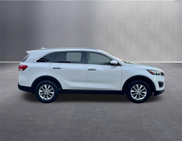 $13512 : 2017 Sorento LX image 9