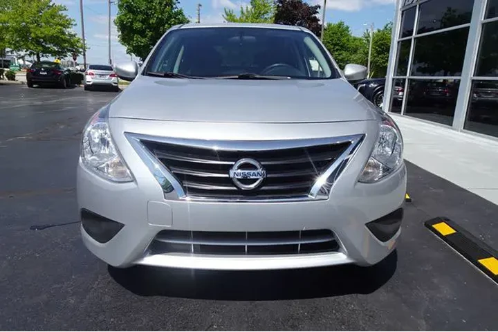 $9990 : 2019 Versa Sedan image 3