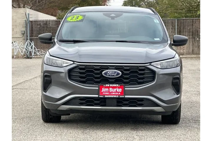 $19990 : Ford Escape 2023 ST-Line 4dr image 9