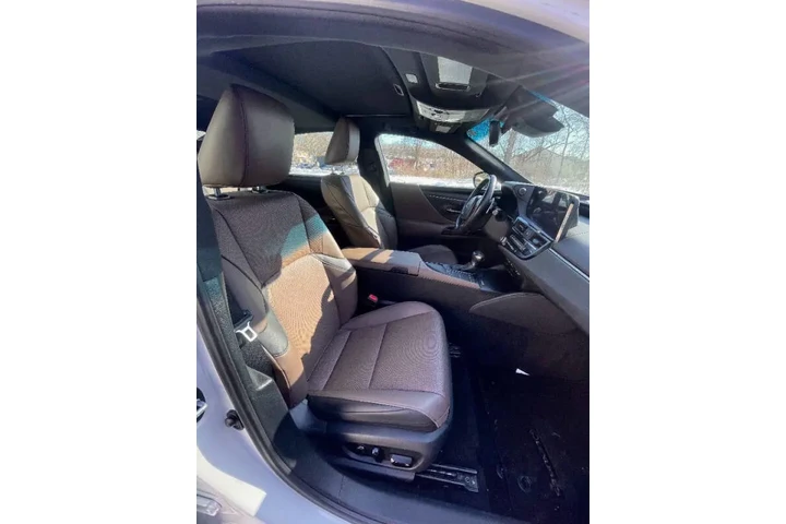 $33000 : 2022 ES 350 image 8