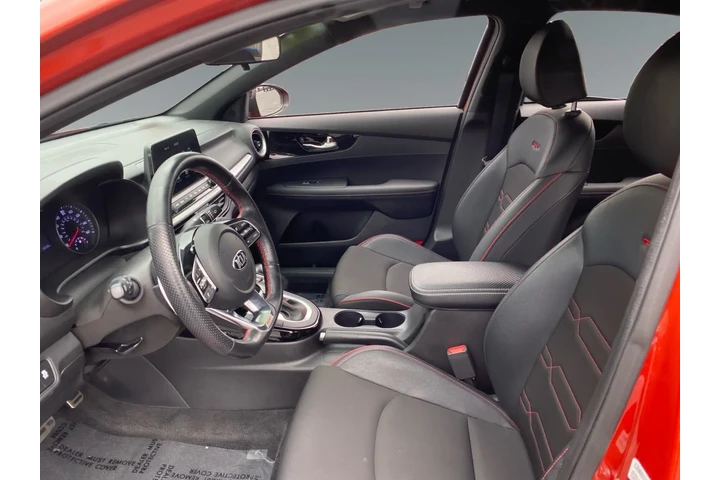 $23479 : Kia Forte 2020 image 9