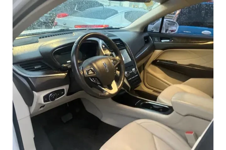 $17950 : 2019 MKC Reserve image 10