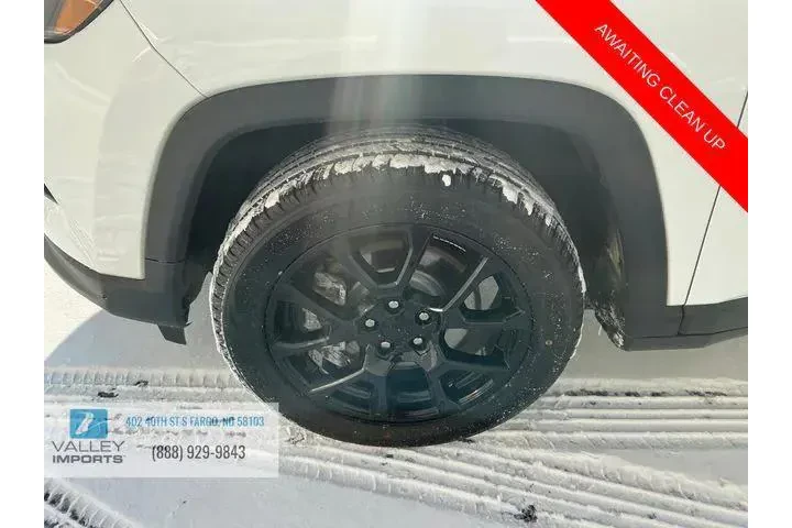 $24034 : Jeep Compass 2023 4x4 Latitu image 6