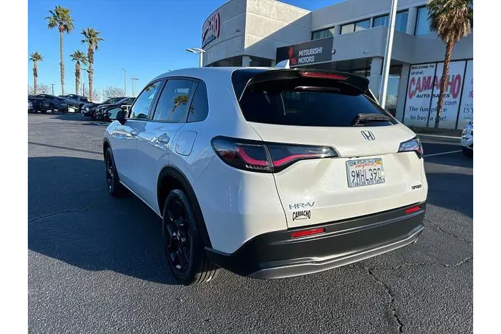 $27995 : Honda HR-V 2024 AWD Sport 4d image 9