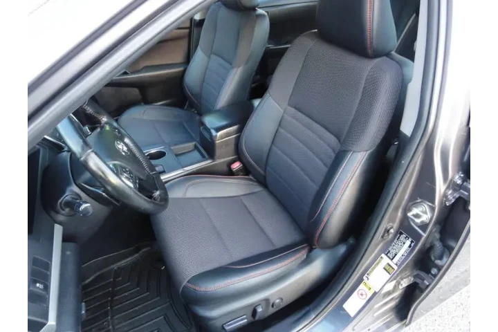 $12950 : 2016 Camry SE image 9