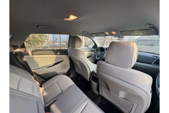 $7999 : 2017 Tucson Sport image 9