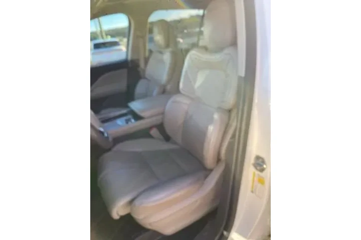 $38591 : Lincoln Aviator 2021 AWD Res image 10