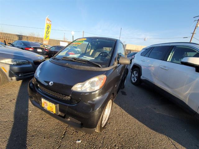 $7599 : 2012 fortwo pure image 4