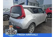 $15746 : Kia Soul 2021 LX 4dr Crossov thumbnail