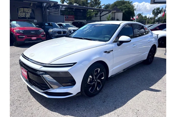 2025 Sonata SEL image 1