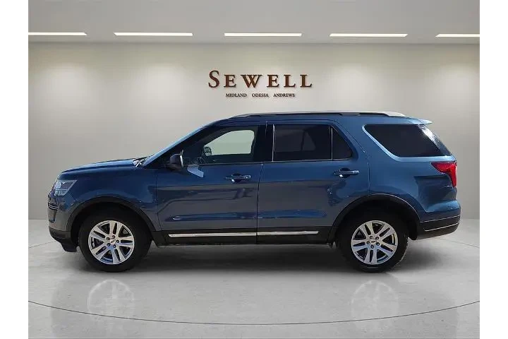 $16800 : Ford Explorer 2019 AWD XLT 4 image 2