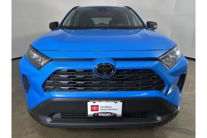 $20000 : Silver Certified 2020 RAV4 LE image 5