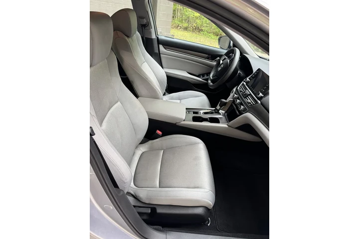 $9900 : 2018 Honda Accord LX image 9