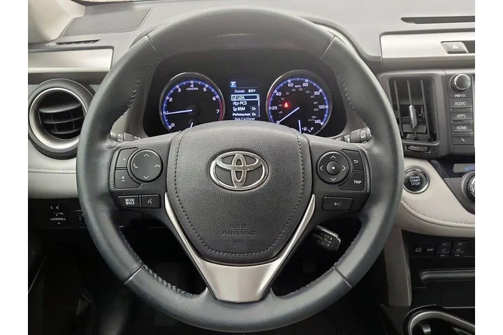 $18998 : Toyota RAV4 2016 Limited 4dr image 10