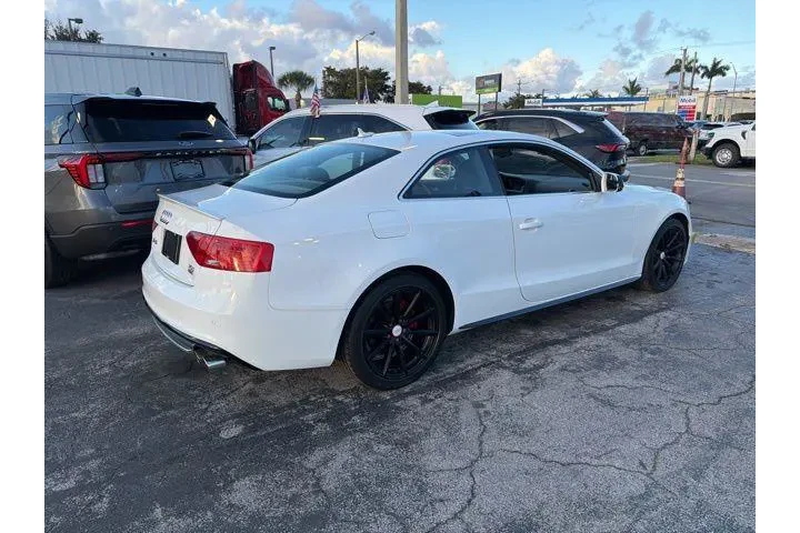 $17590 : Audi A5 2017 AWD 2.0T quattr image 1