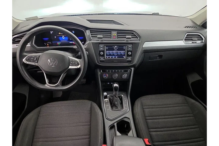 $19998 : Volkswagen Tiguan 2022 S 4dr image 9