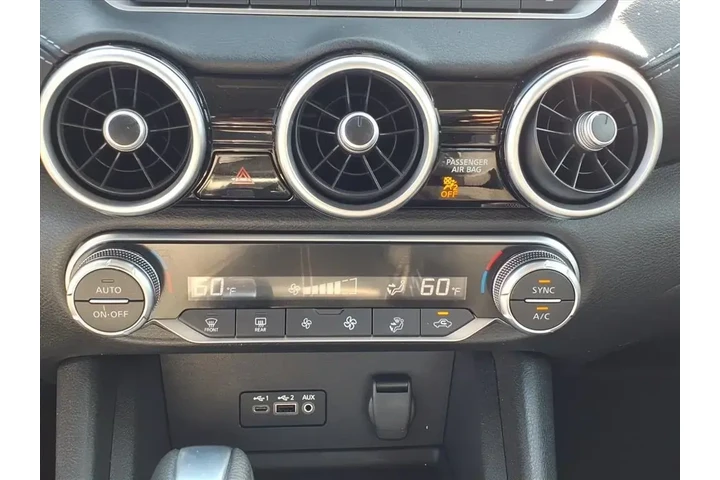 $14500 : Nissan Sentra 2021 SV 4dr Se image 8