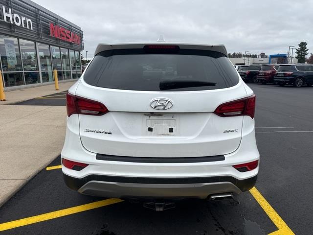 $10250 : Pre-Owned 2017 Santa Fe Sport image 4