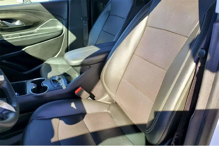 $24581 : GMC Terrain 2024 AWD SLT 4dr image 10