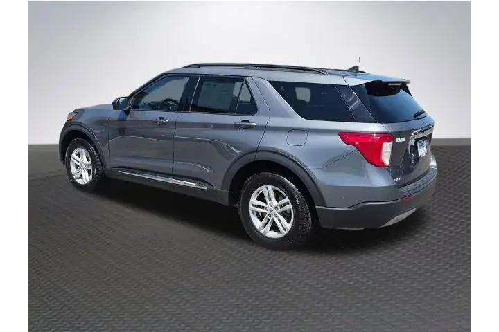 $29984 : Ford Explorer 2024 AWD XLT 4 image 5