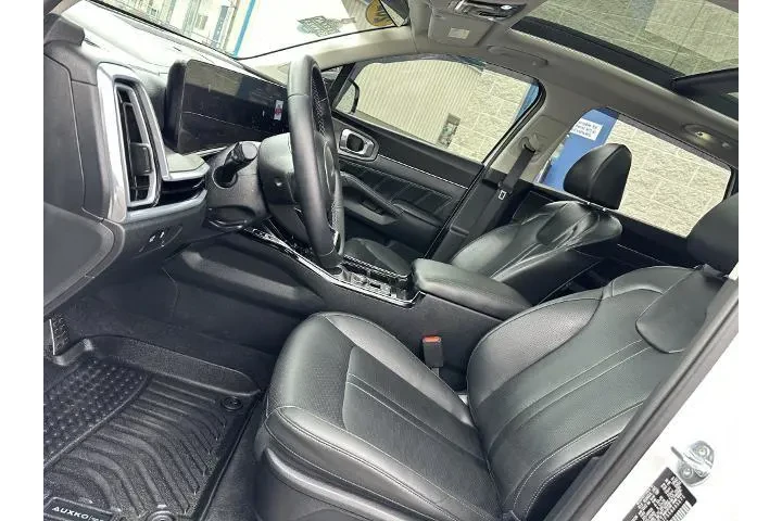 $37857 : Kia Sorento 2025 AWD X-Line image 9