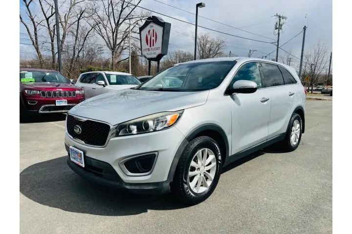 $11995 : 2016 Sorento L image 1