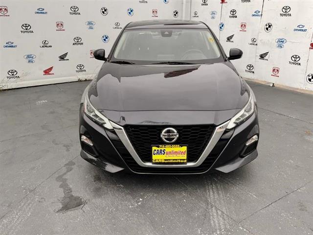 $18995 : Used 2021 Altima 2.5 SV Sedan image 8