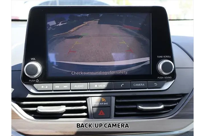 $16990 : Nissan Altima 2023 2.5 SV 4d image 3