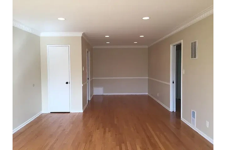 $2995 : Apartment For Rent image 4