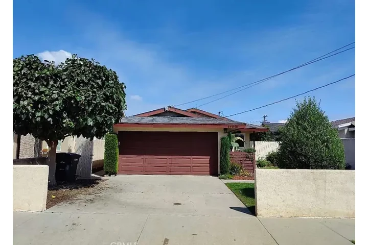 $2450 : READY NOW in ✅ Artesia, CA✅ image 1