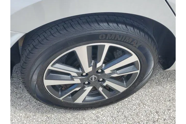 $15991 : Nissan Versa 2024 S 4dr Seda image 9