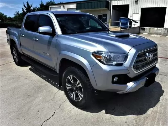 $21000 : 2017 Tacoma TRD Sport 4D image 1